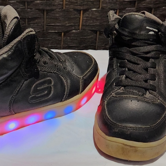 🍄6/36🍄 Sketchers light up shoes - Picture 4 of 10